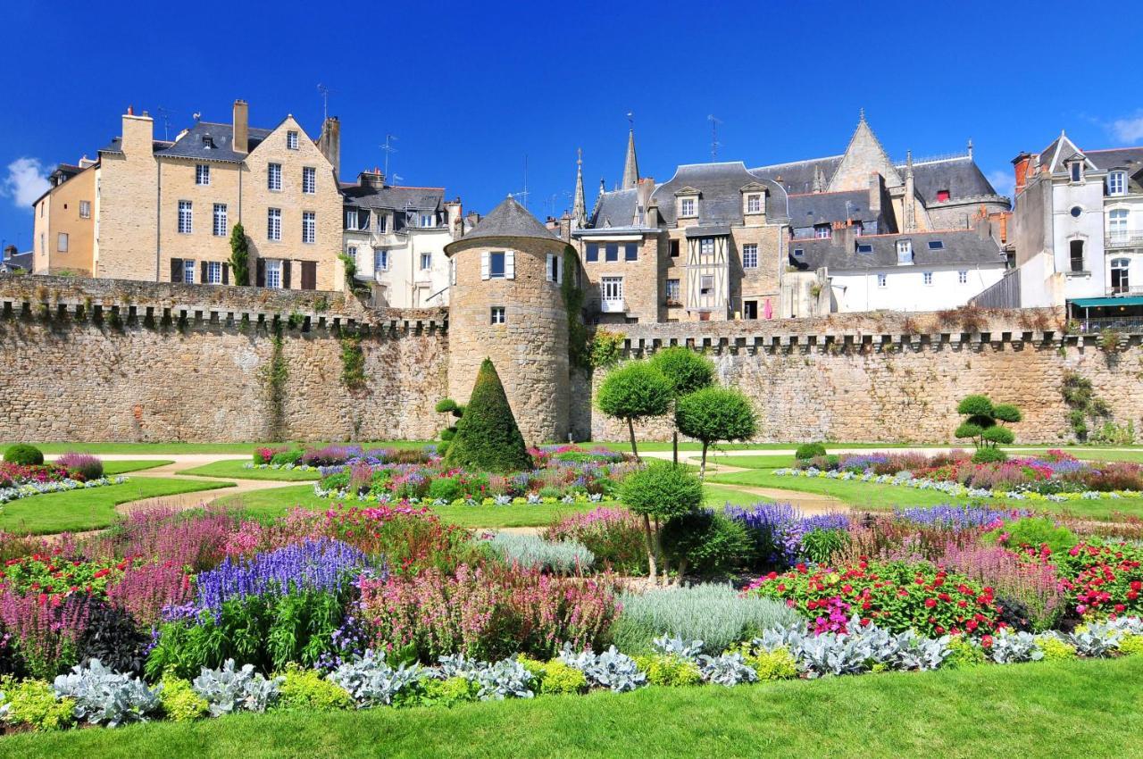 Vannes Trés joli appartement T1 bis 32m carré Esterno foto