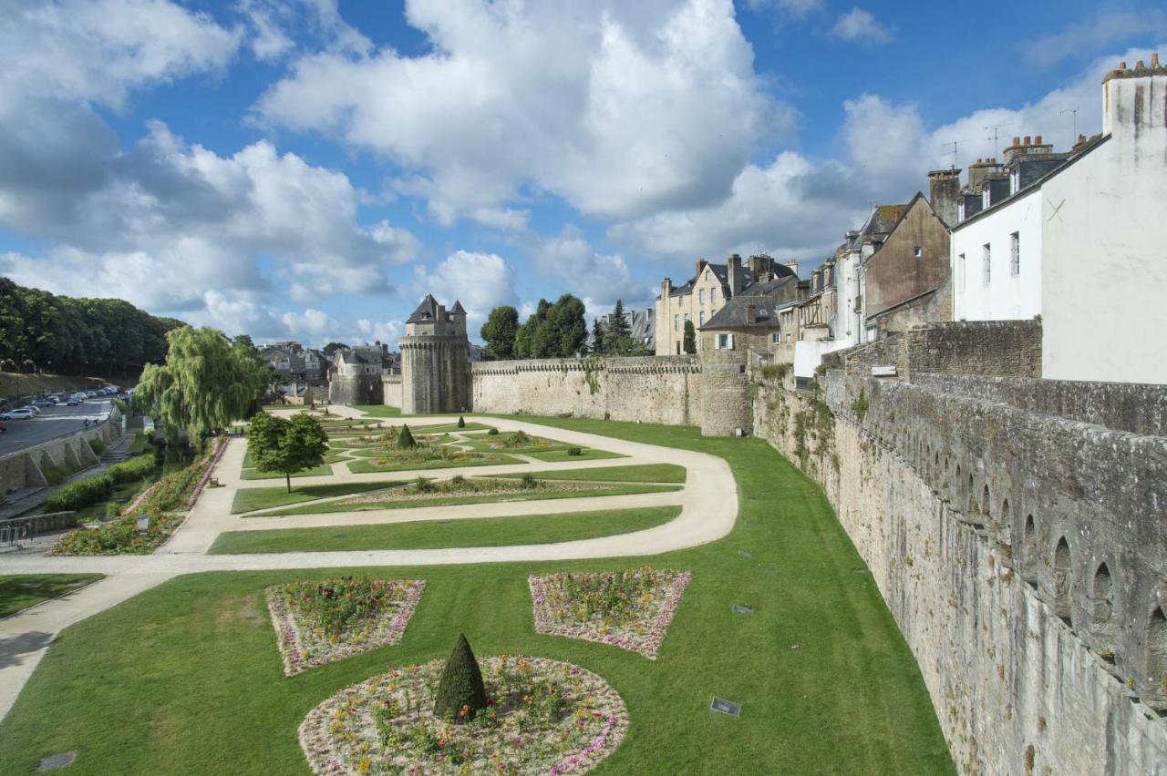 Vannes Trés joli appartement T1 bis 32m carré Esterno foto