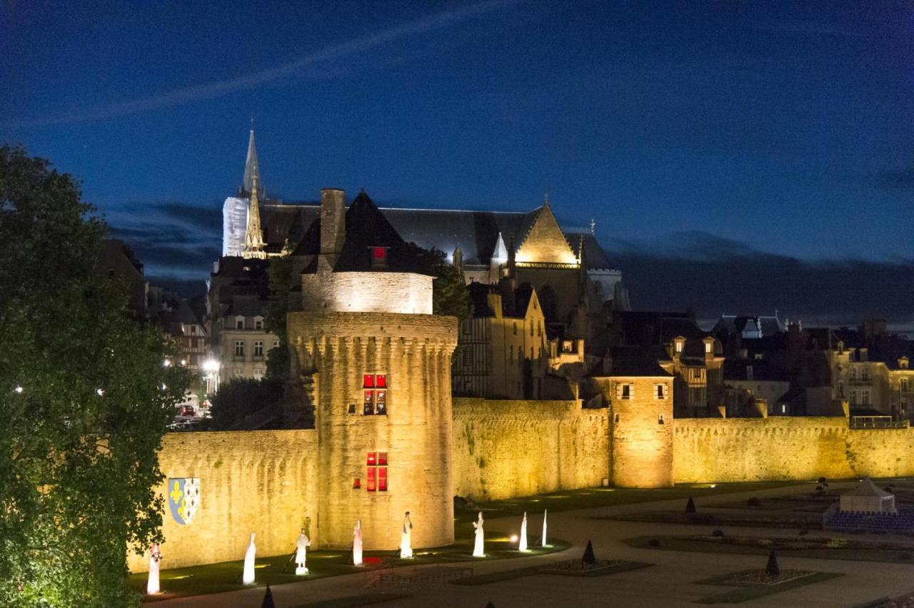 Vannes Trés joli appartement T1 bis 32m carré Esterno foto
